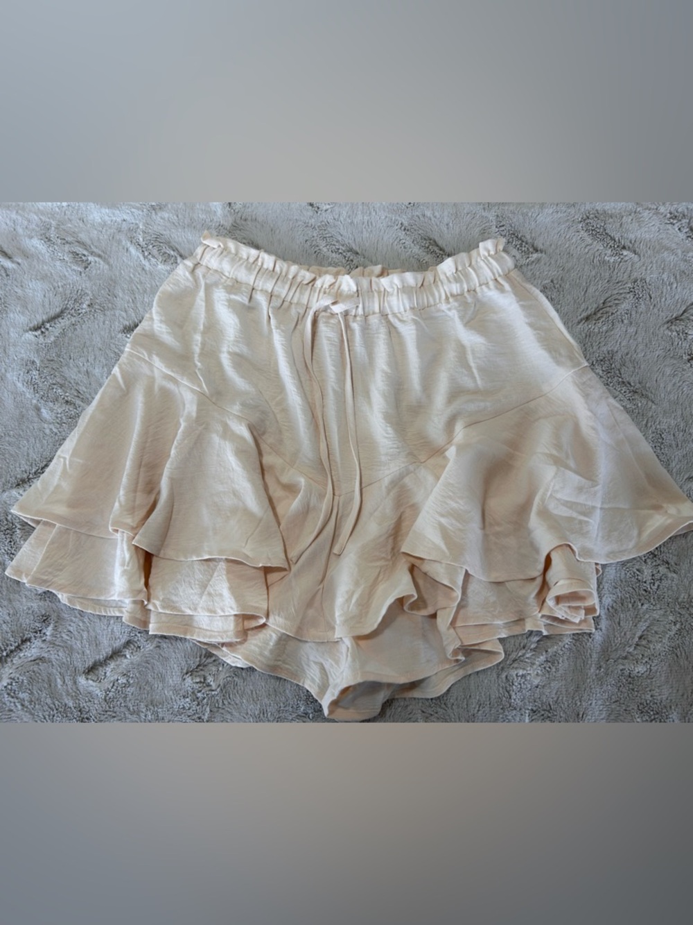 Ruffled Layered Shorts in Light Beige